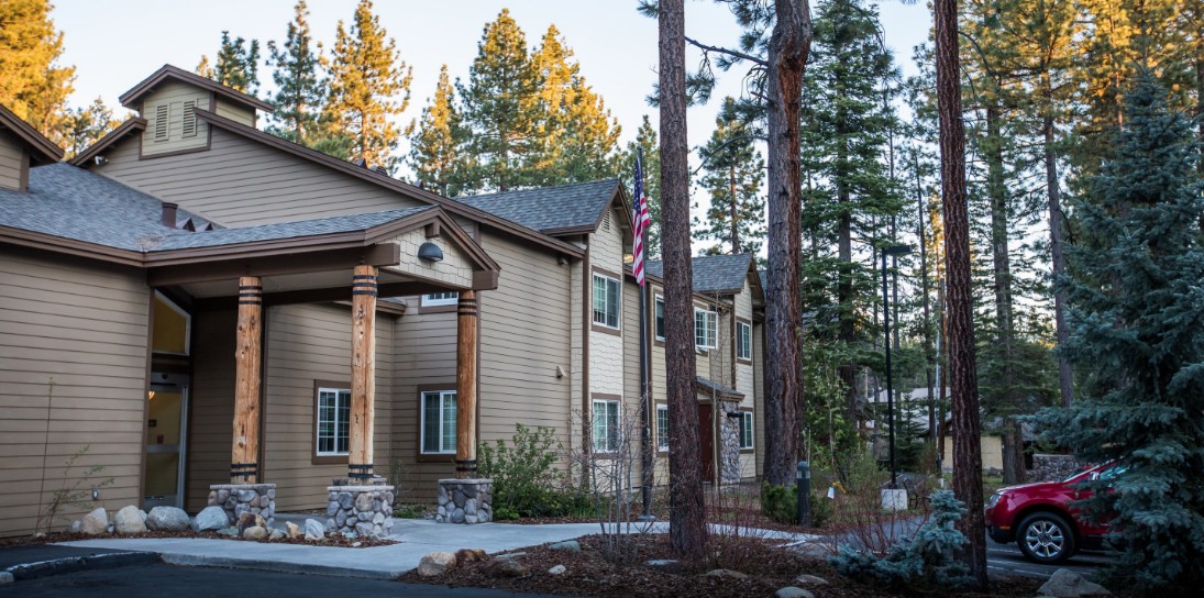 Kelly Ridge Townhomes - Borges Architecture | Interiors